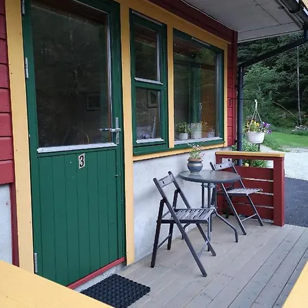Kvamsdal 3 Pensionat 3*