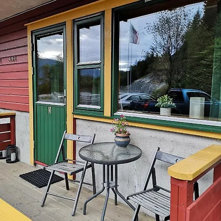 Kvamsdal 3 3*